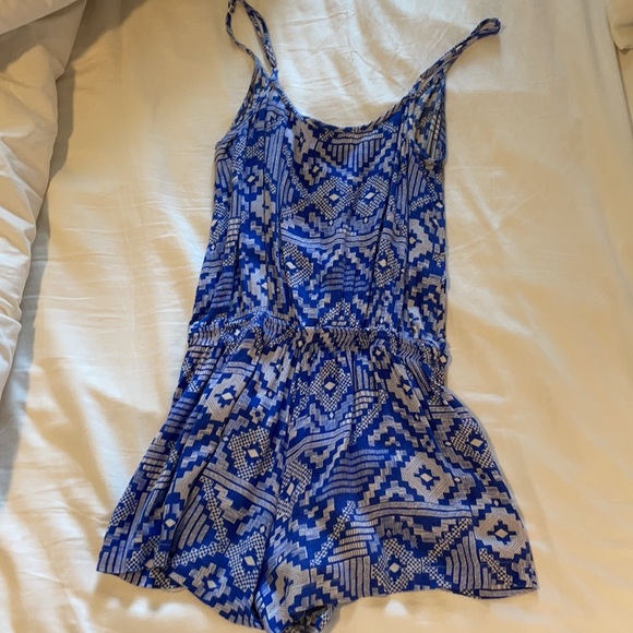 Blue and white mini romper - Picture 4 of 4
